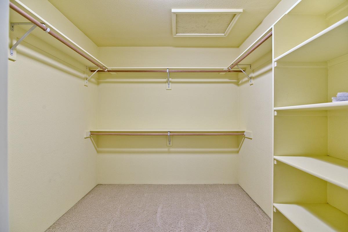 Meadowbrook Park - Residential