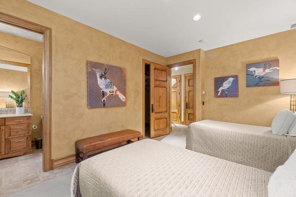 The Highlands at Broken Top - Residential