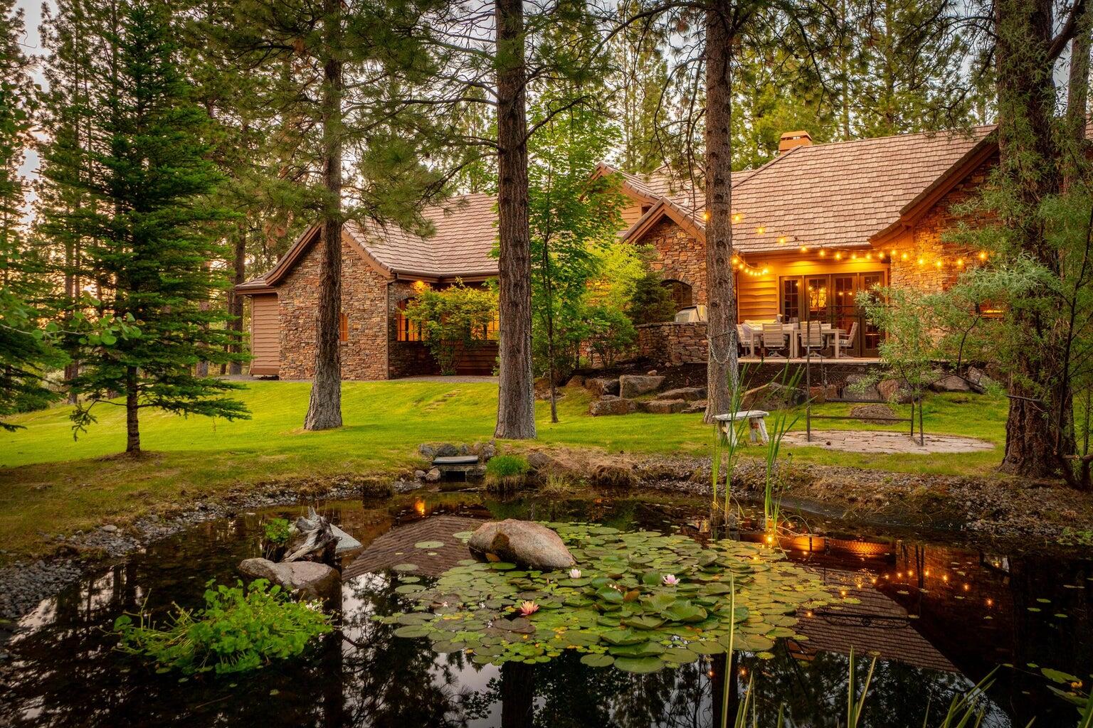 The Highlands at Broken Top - Residential