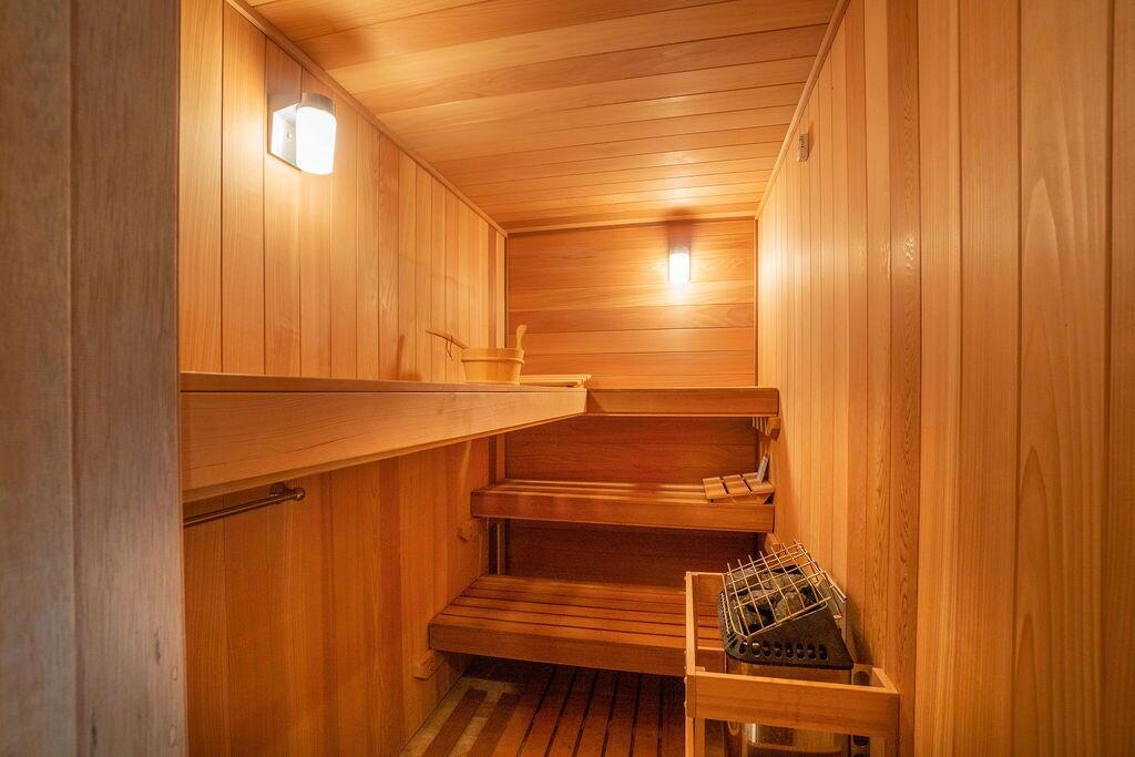 The Highlands at Broken Top - Residential