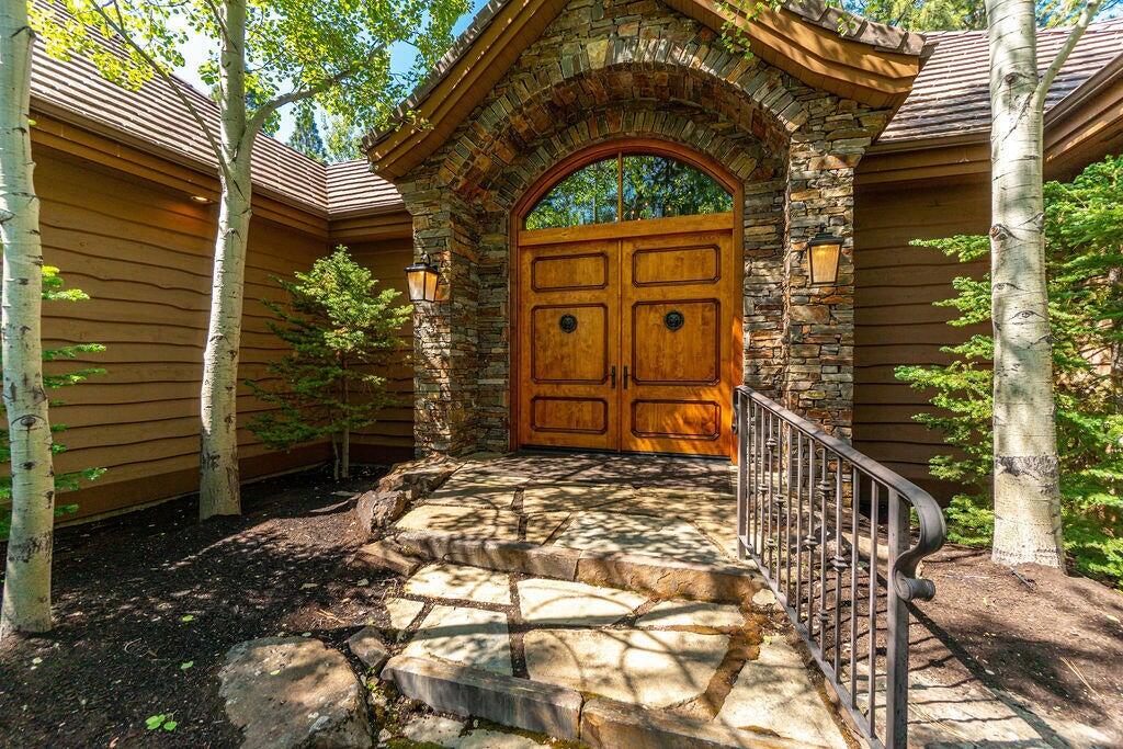 The Highlands at Broken Top - Residential