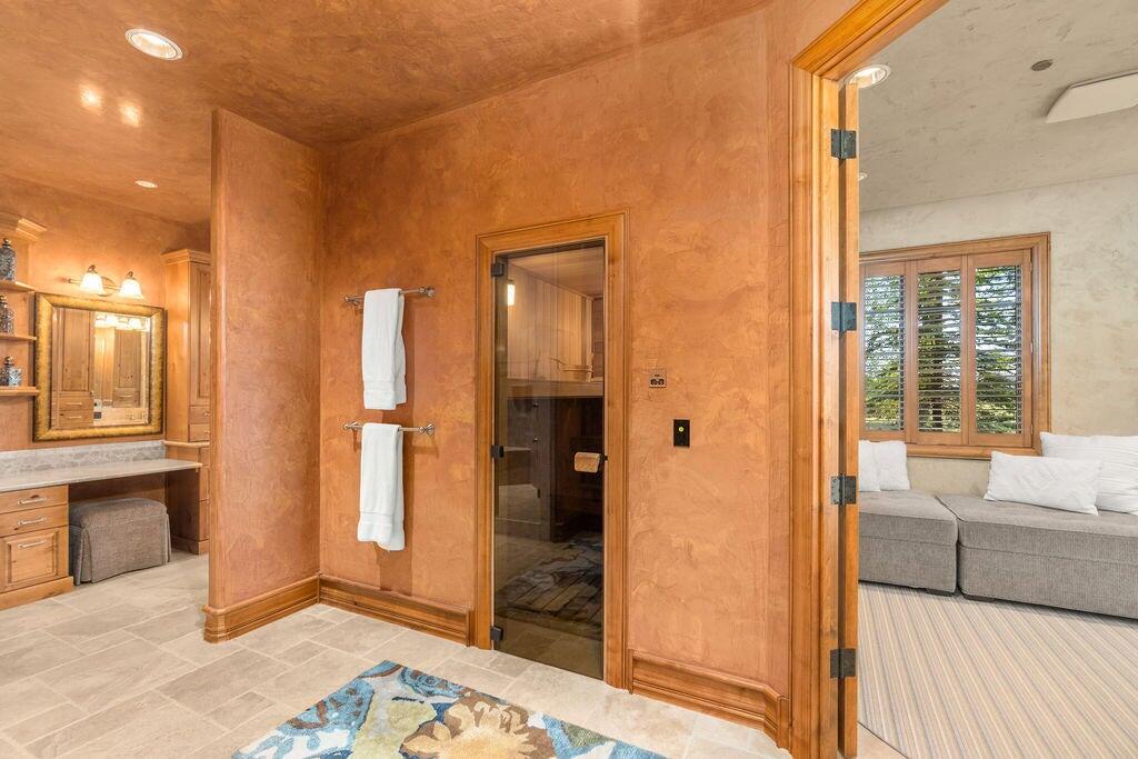 The Highlands at Broken Top - Residential