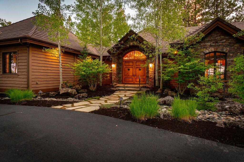 The Highlands at Broken Top - Residential