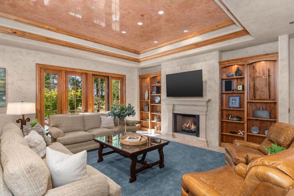 The Highlands at Broken Top - Residential