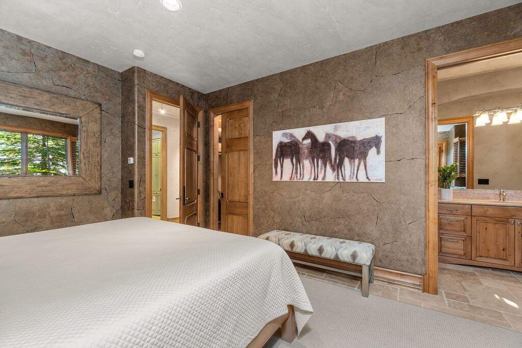 The Highlands at Broken Top - Residential