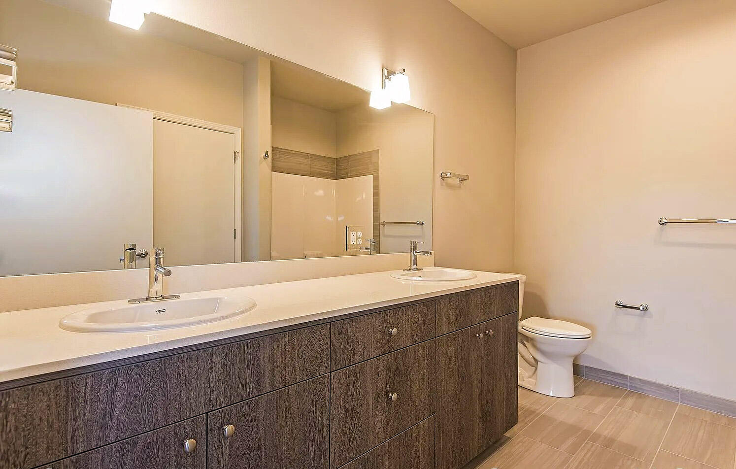 Highland - Commercial Sale