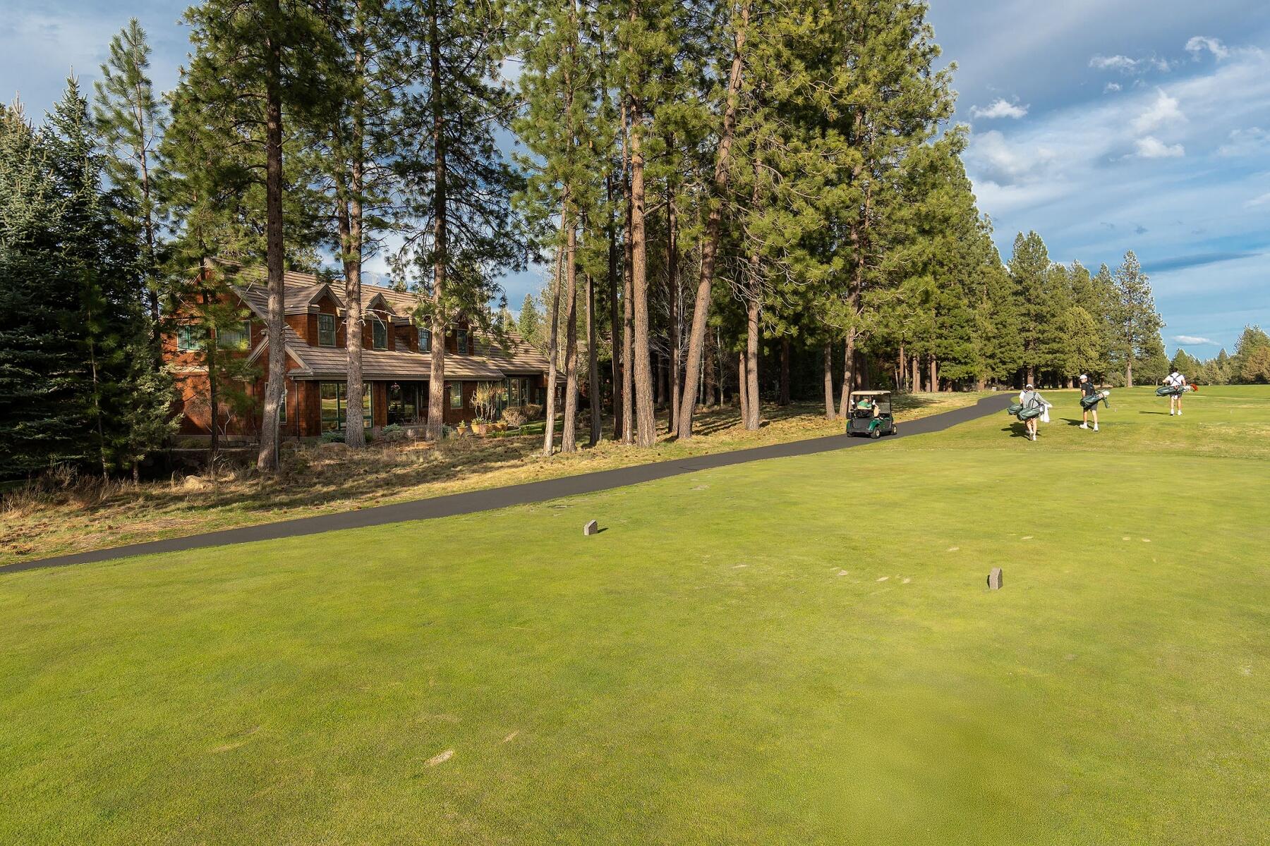 19385 Cayuse Crater Court