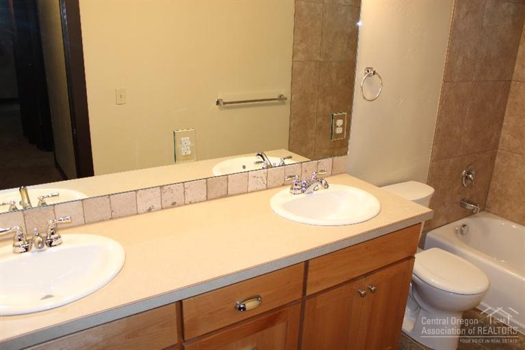 Deschutes RiverWoods - Residential