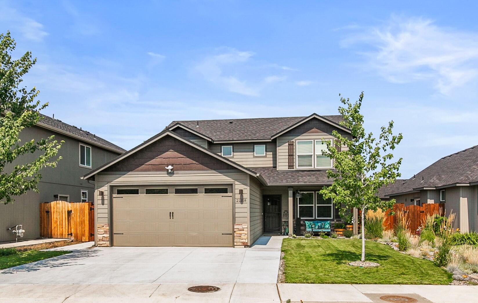 Pettigrew Place - Residential