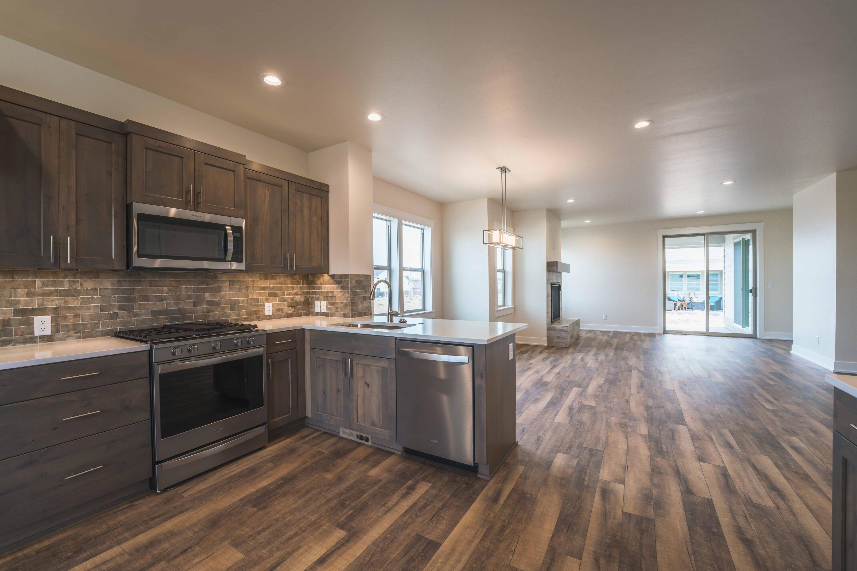 Dry Canyon - Residential