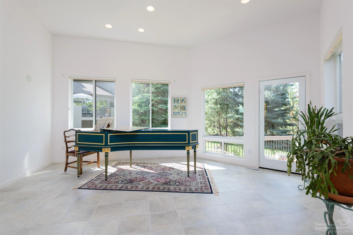 Awbrey Butte - Residential