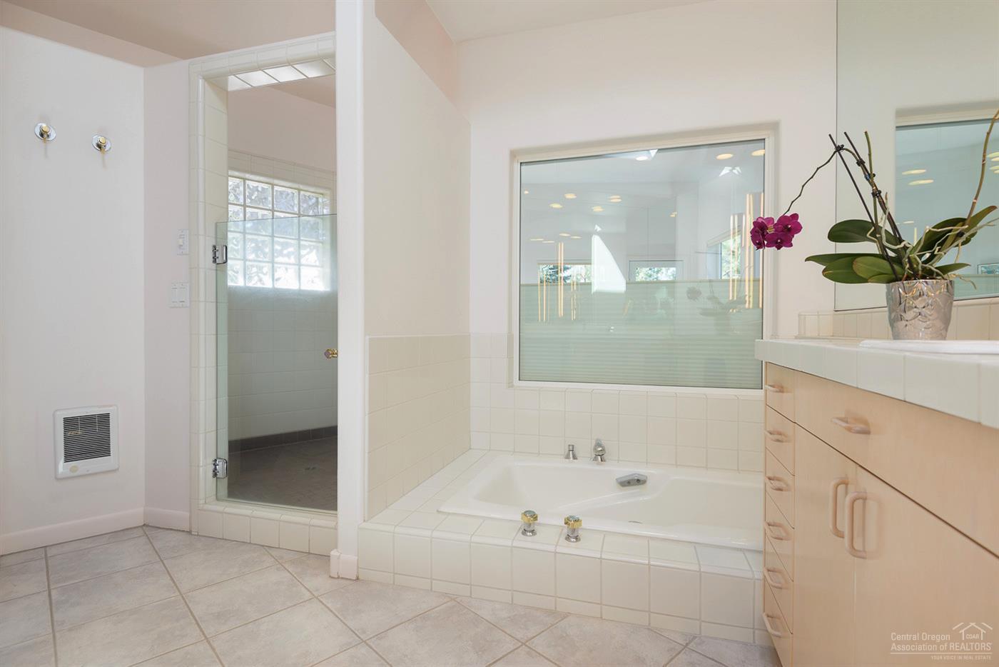 Awbrey Butte - Residential