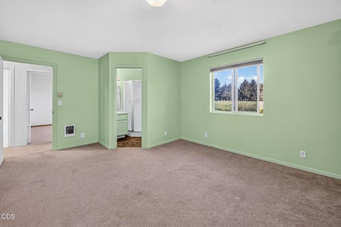 Tiny photo for 844 SE Stratford Court, Bend, OR 97702 (MLS # 220224516)