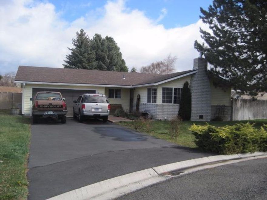 Very Nice Home With Living Room And Family Rooms,Large Laundry Room,New Roof And Back Gutters In Sept. 2015, Wood Stove Will Be Taken Out If Not Certified, If Wood Stove Is Certified Stove Pipe Will Be Restacked, Hot Tub To Be Sold As Is, Driveway Has Been Resealed, Large Lot With Mature Landscaping And Utility Shed In Back Yard.