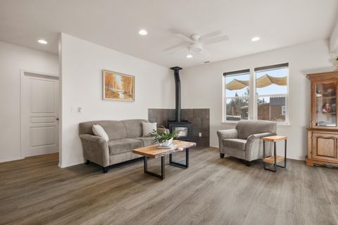 Tiny photo for 9040 SW Sand Ridge Road, Terrebonne, OR 97760 (MLS # 220212598)