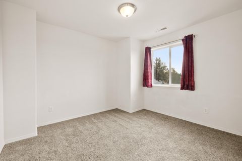 Tiny photo for 9040 SW Sand Ridge Road, Terrebonne, OR 97760 (MLS # 220212598)