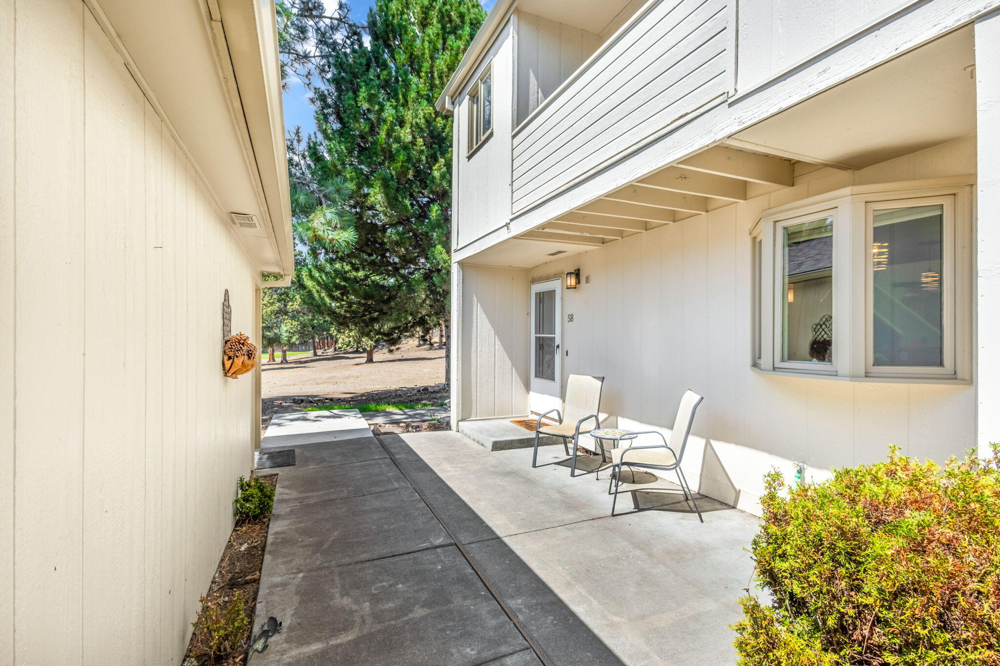 1050 NE Butler Market Road APT 58