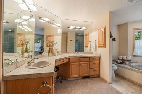 Tiny photo for 14213 Clearwater Lane, La Pine, OR 97739 (MLS # 220209987)