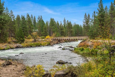 Tiny photo for 14213 Clearwater Lane, La Pine, OR 97739 (MLS # 220209987)