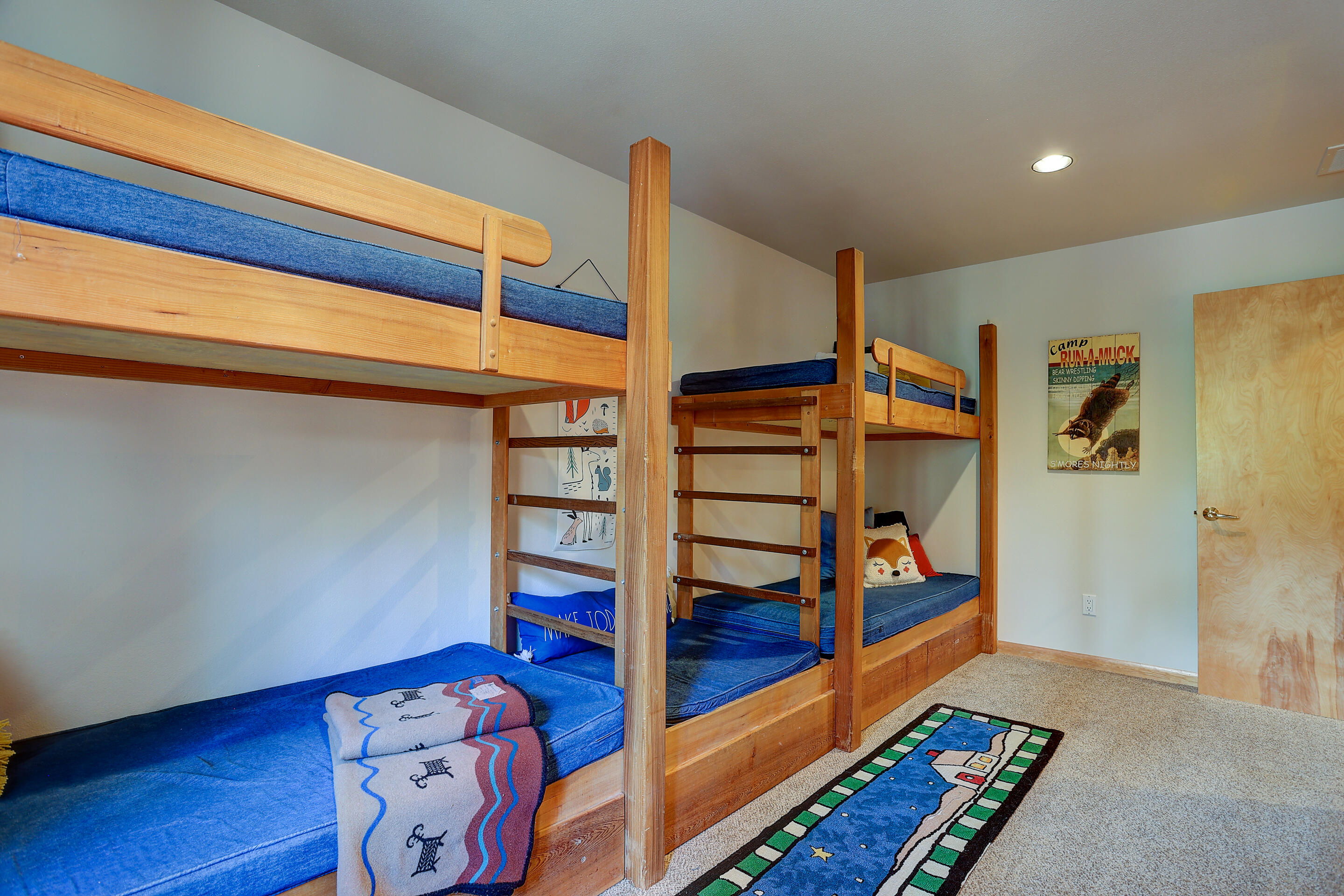 Mtn Village East - Residential