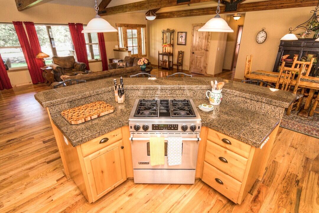 Crestridge Estate - Residential