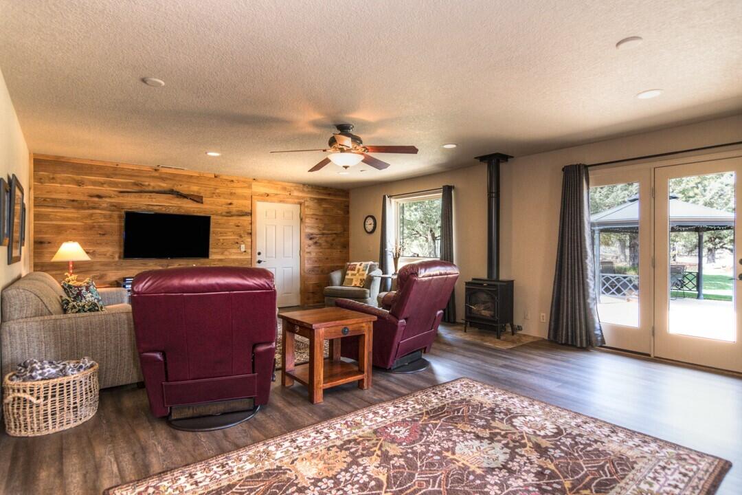 Crestridge Estate - Residential