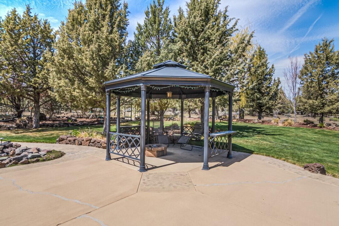 Crestridge Estate - Residential