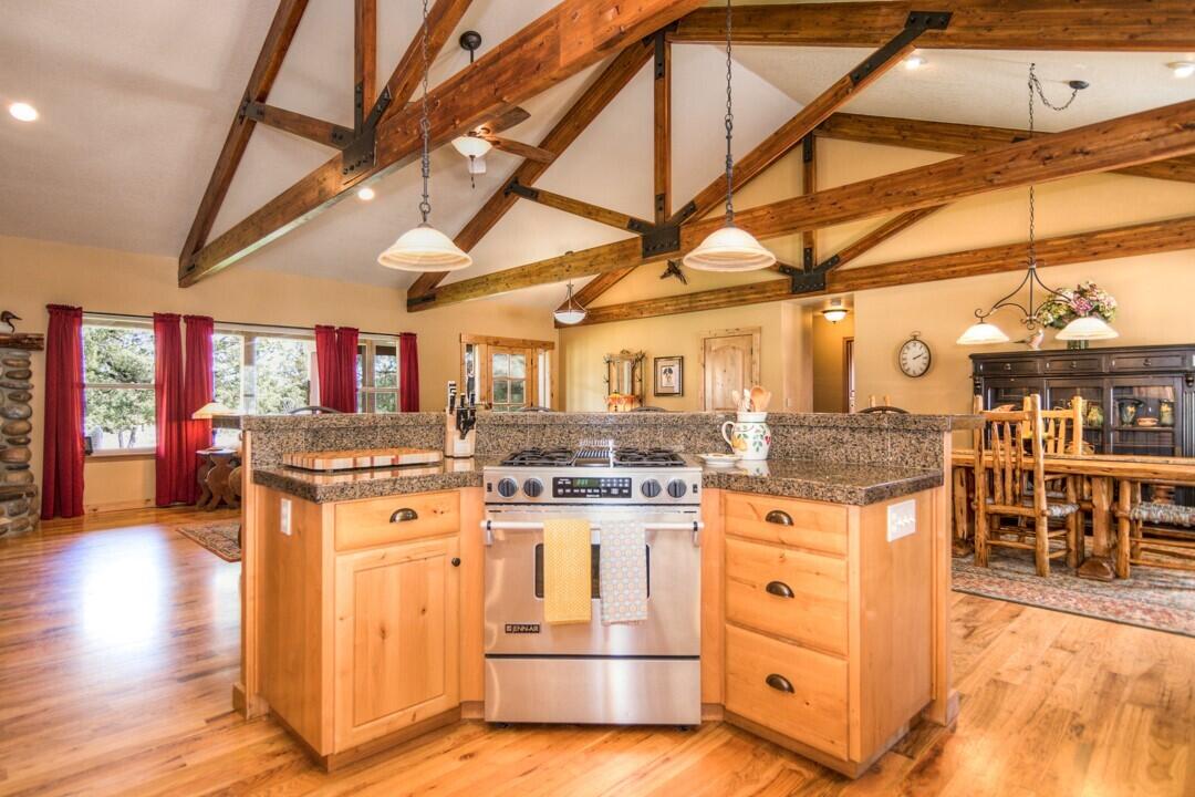 Crestridge Estate - Residential