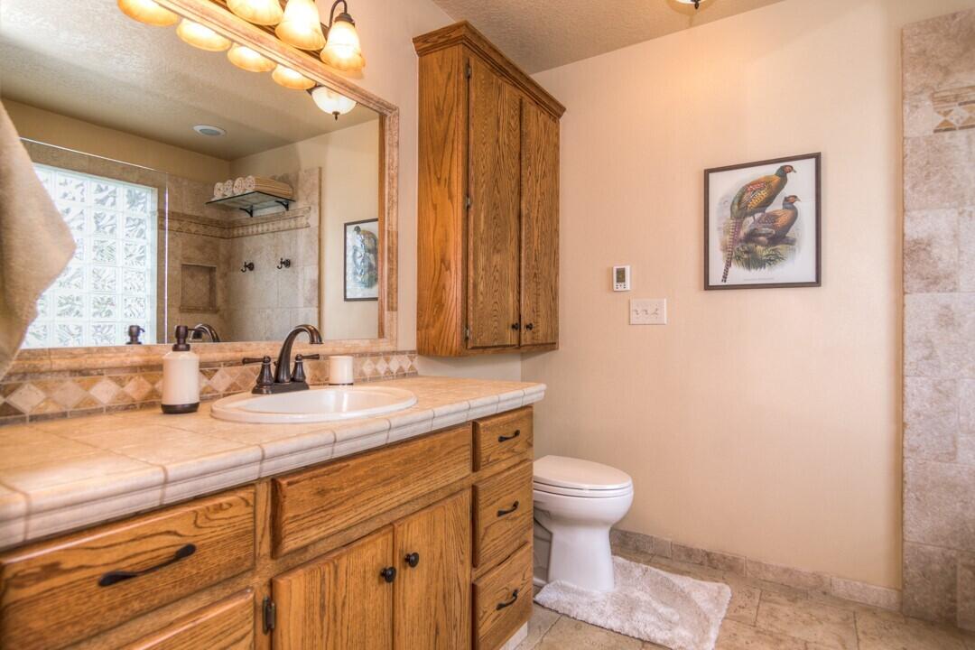 Crestridge Estate - Residential