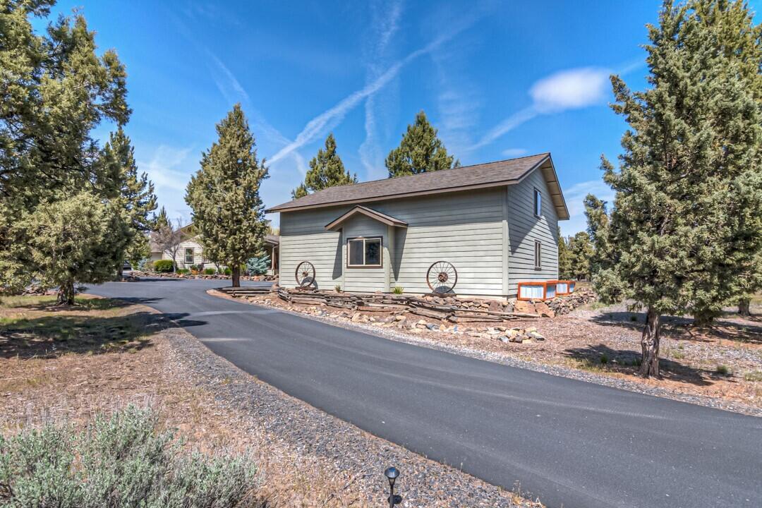 Crestridge Estate - Residential