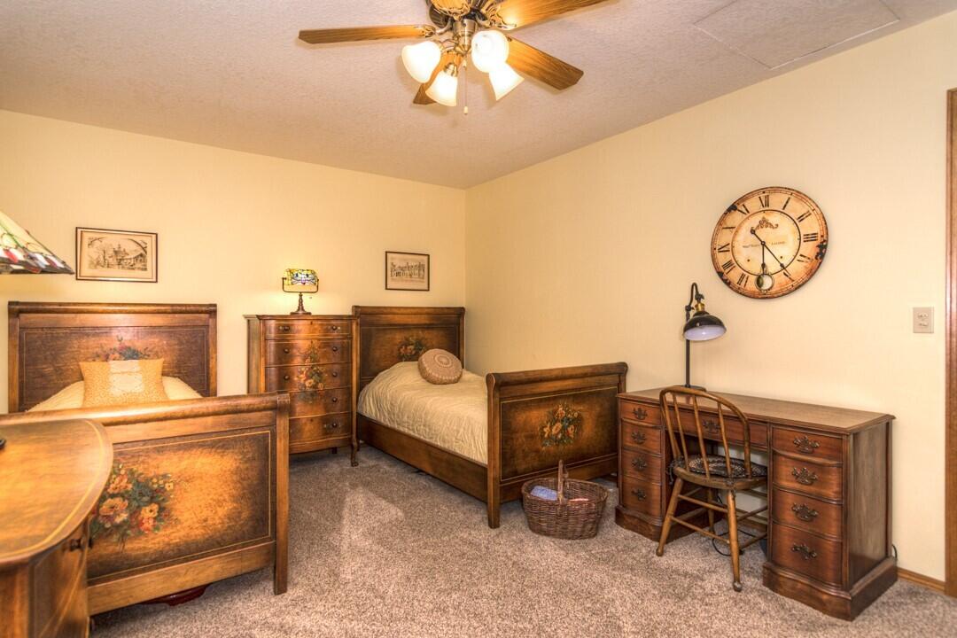 Crestridge Estate - Residential