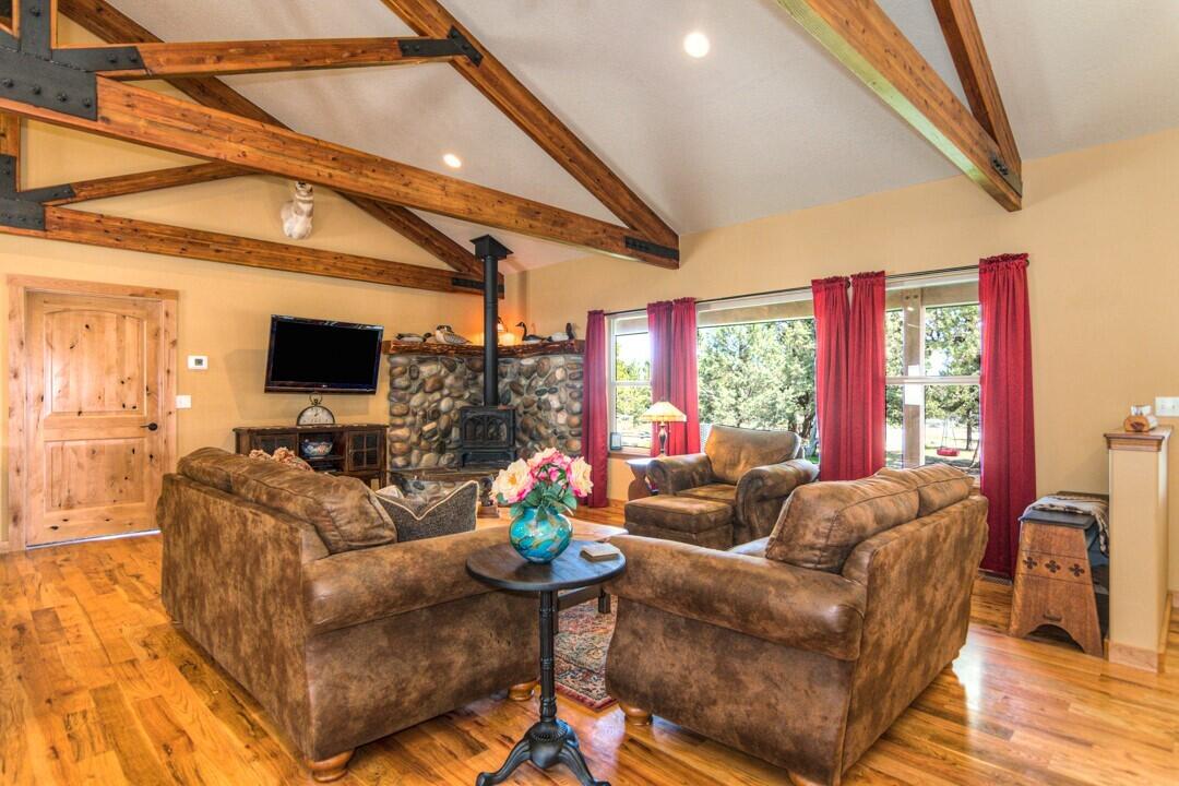 Crestridge Estate - Residential