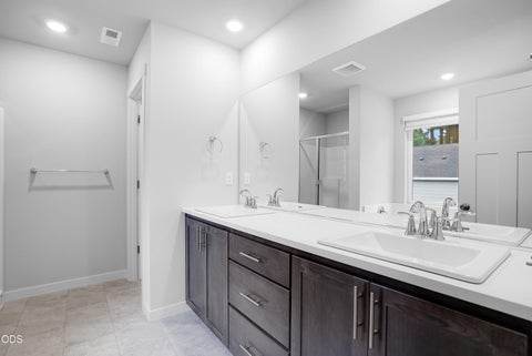 Tiny photo for 63126 NE Henningsen Pl Pl, Bend, OR 97701 (MLS # 220223153)