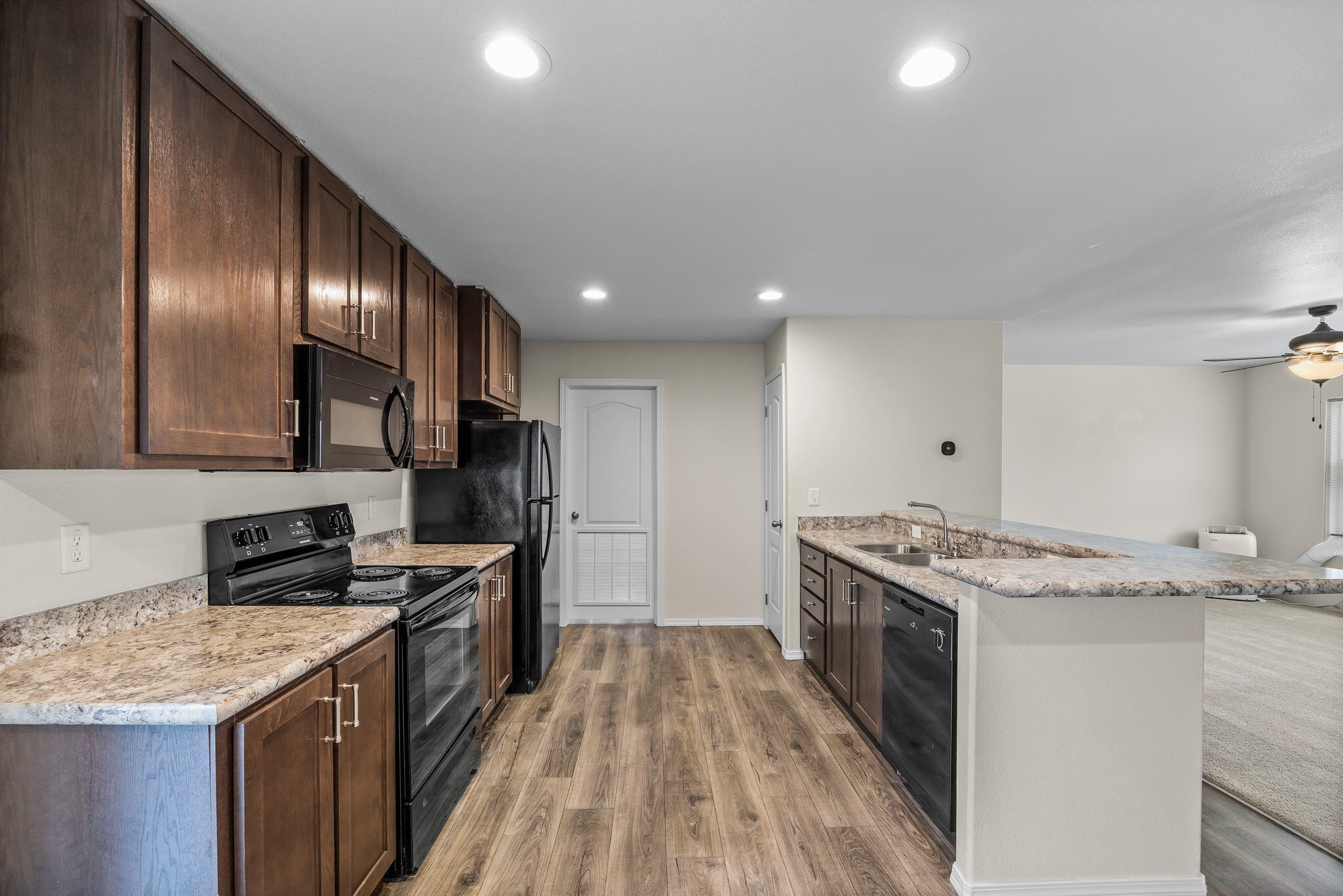 Golden Horseshoe - Residential