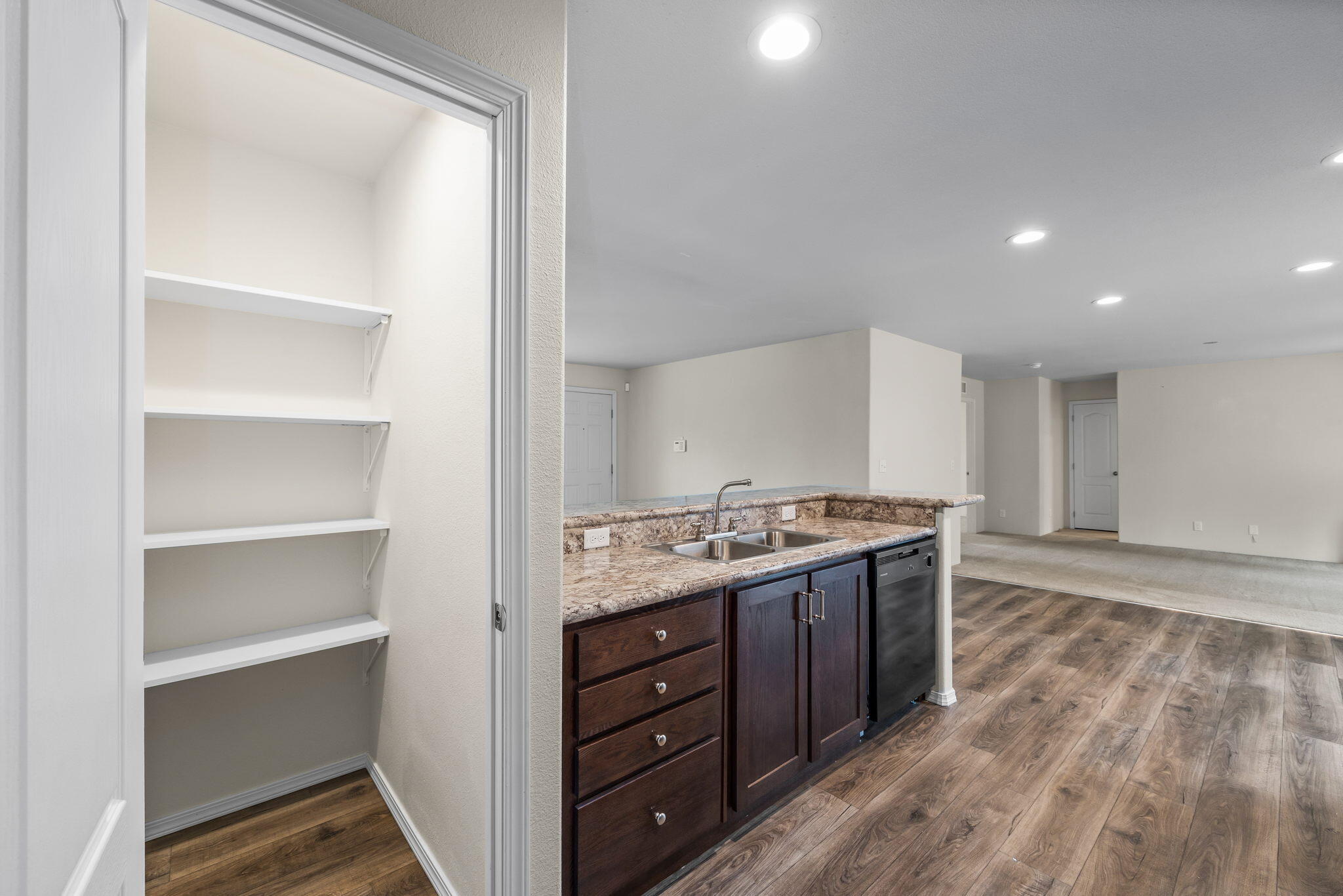 Golden Horseshoe - Residential