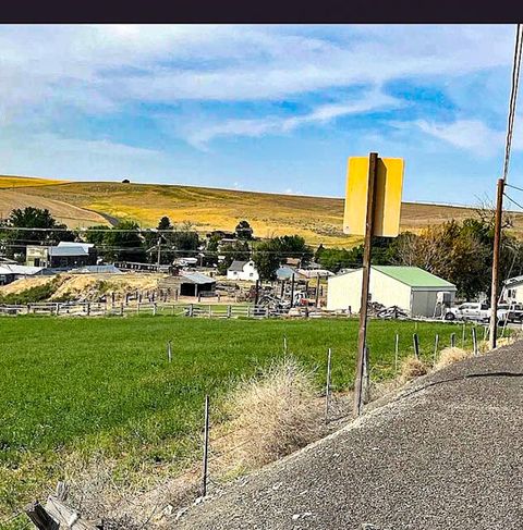 Tiny photo for 260 N E Street, Lexington, OR 97839 (MLS # 220215548)