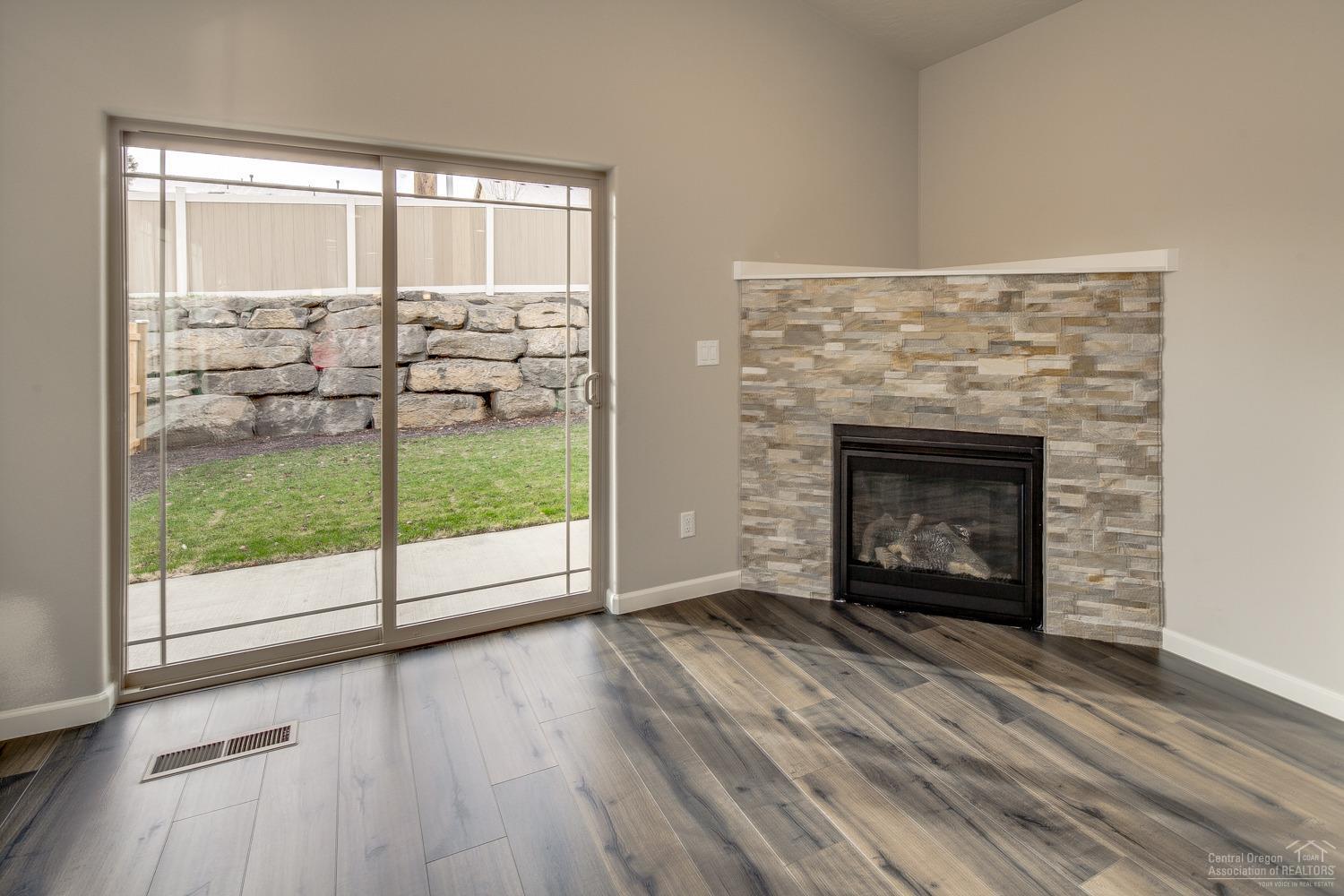 Fieldstone Crossing - Residential