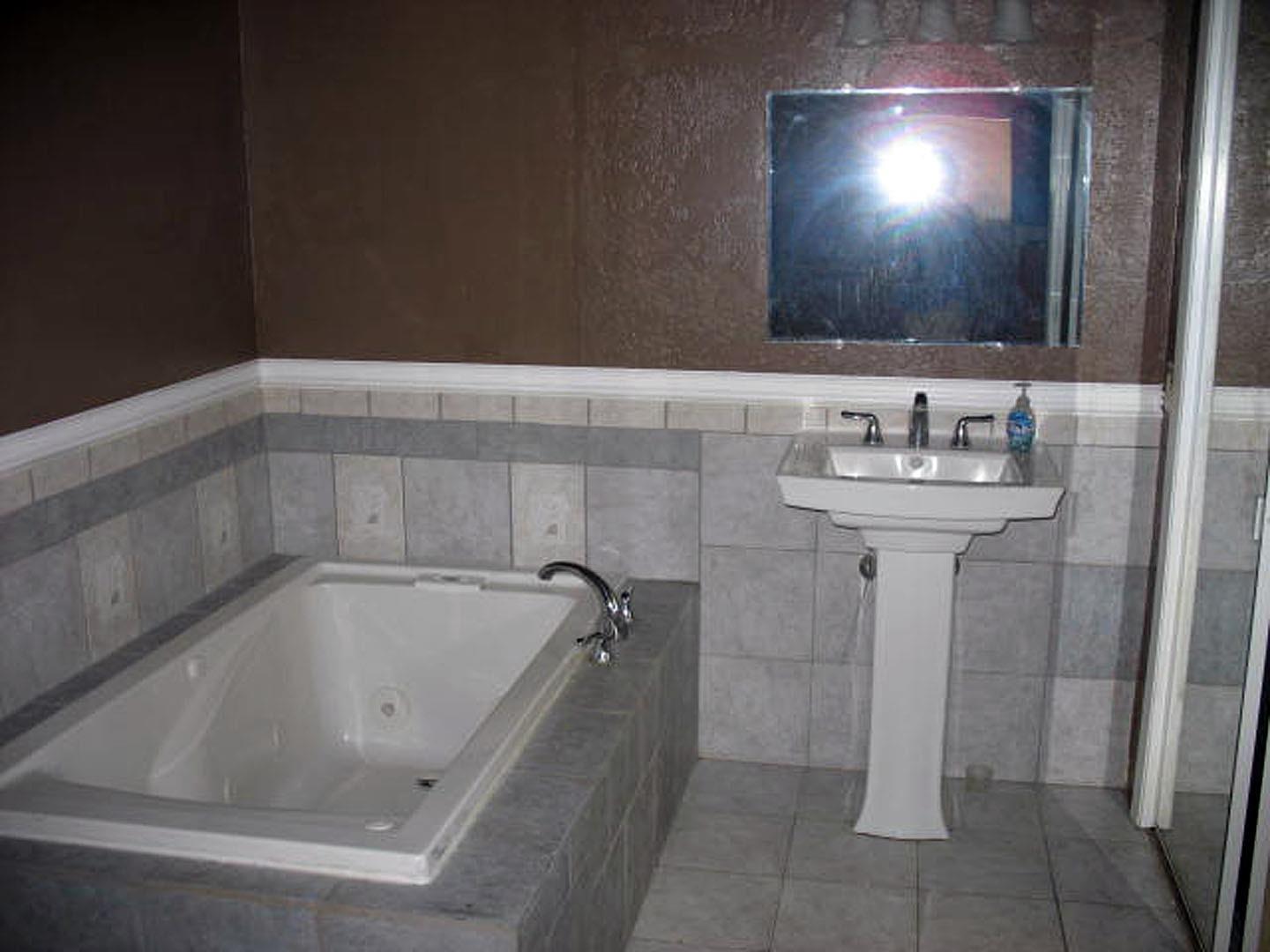 Moyina - Residential