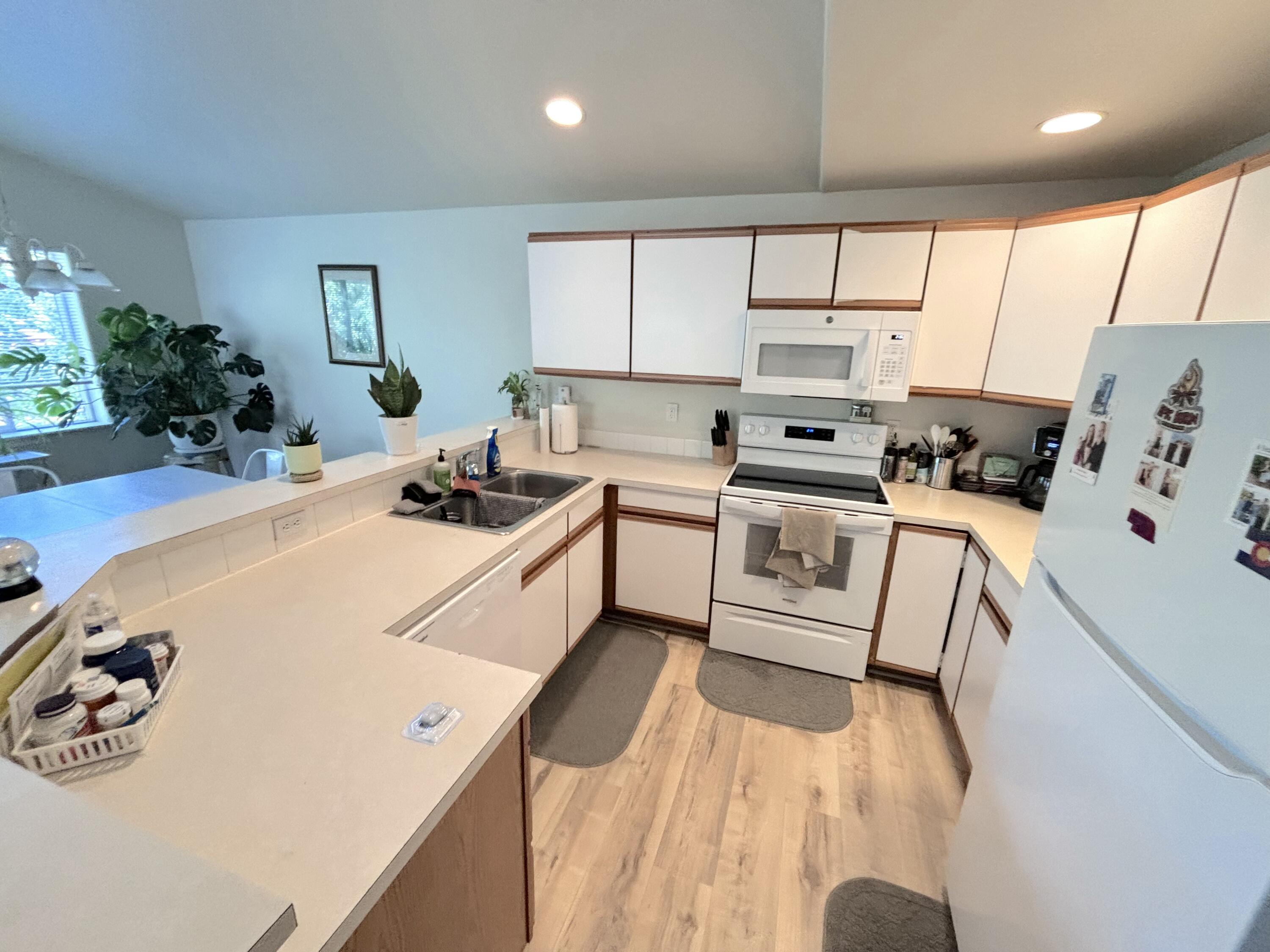 Hayden Square - Residential Income