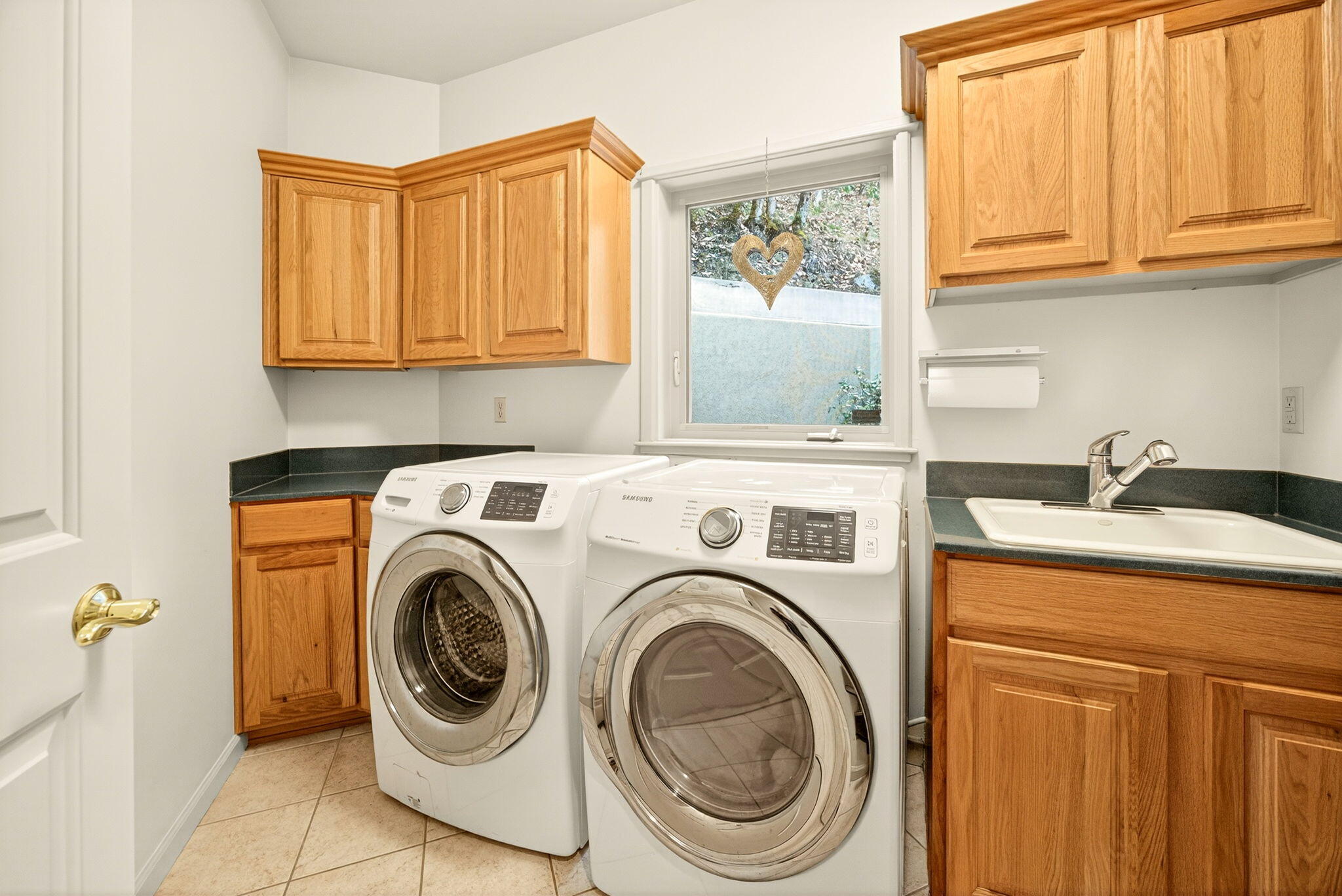 Lithia Creek Estates, AReplat Of Lithia Park Village - Residential