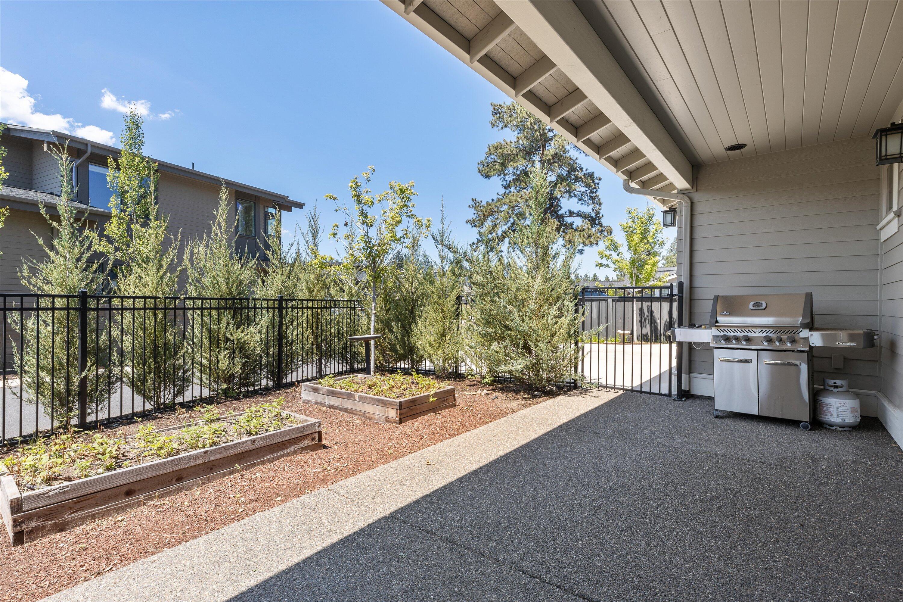 NorthWest Crossing - Residential