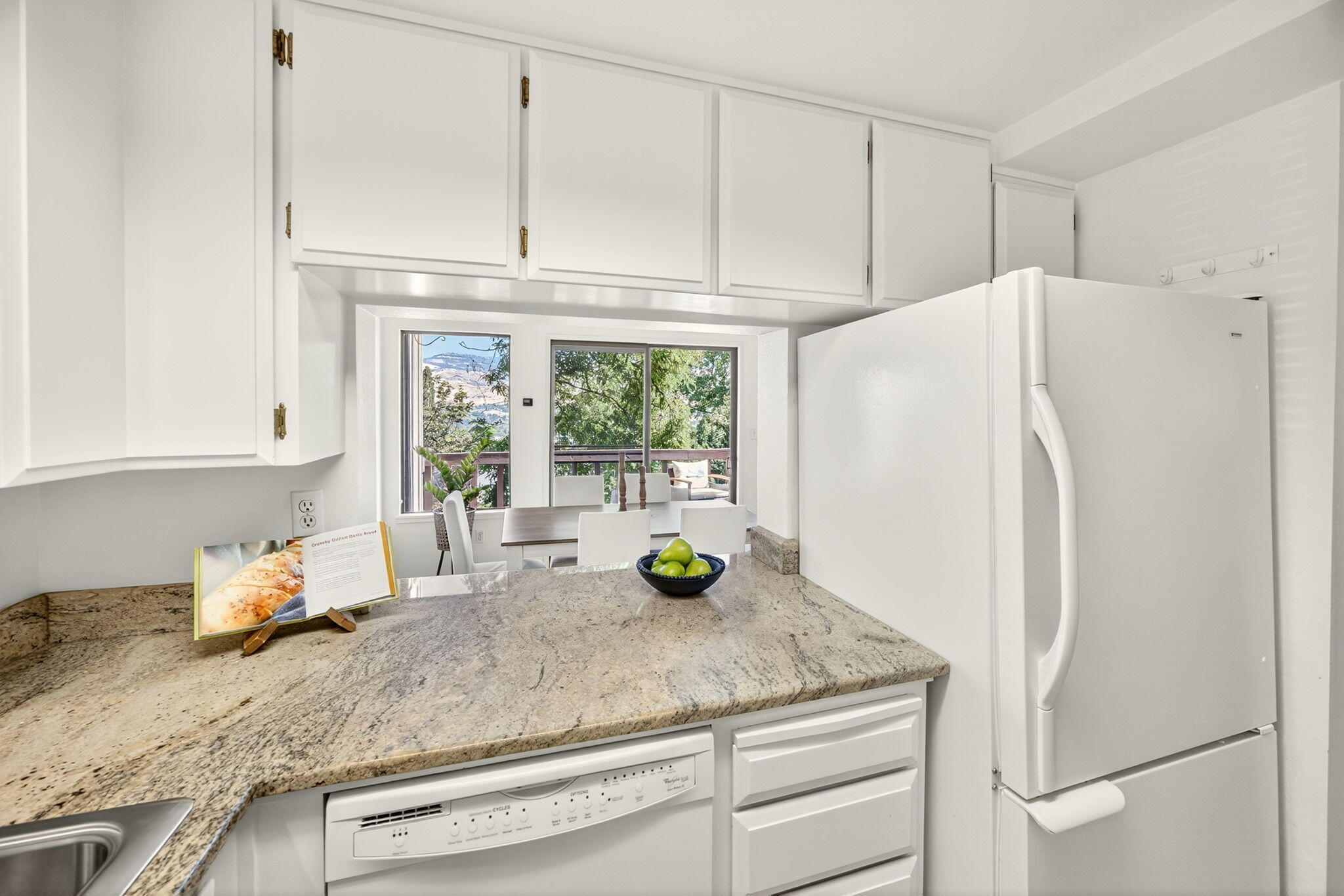 Ravenwood Townhomes - Residential