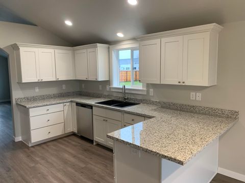 Tiny photo for 449 Spring Valley Drive, Medford, OR 97501 (MLS # 220212856)