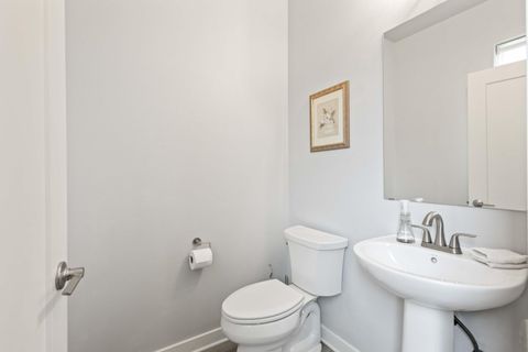 Tiny photo for 2561 NE Purcell Boulevard, Bend, OR 97701 (MLS # 220212742)