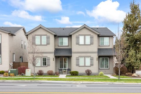 Photo of 2561 NE Purcell Boulevard, Bend, OR 97701 (MLS # 220212742)