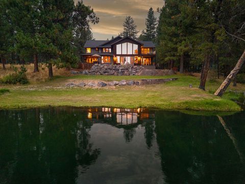 17267 Kingsburg Road Bend OR 97707