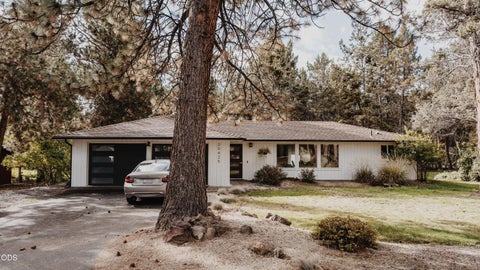 Photo of 20425 Ahha Lane, Bend, OR 97702 (MLS # 220229408)