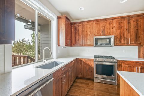 Tiny photo for 10064 Juniper Glen Circle, Redmond, OR 97756 (MLS # 220212456)