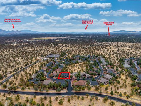 Tiny photo for 10064 Juniper Glen Circle, Redmond, OR 97756 (MLS # 220212456)