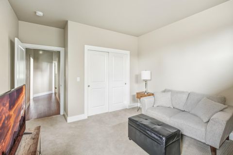 Tiny photo for 10064 Juniper Glen Circle, Redmond, OR 97756 (MLS # 220212456)